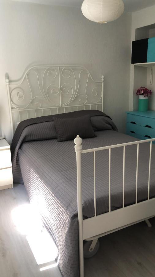 Apartamento 1 Dormitorio Y Salon Con Sofa Cama Bien Comunicado Con El Centro Seville Ngoại thất bức ảnh