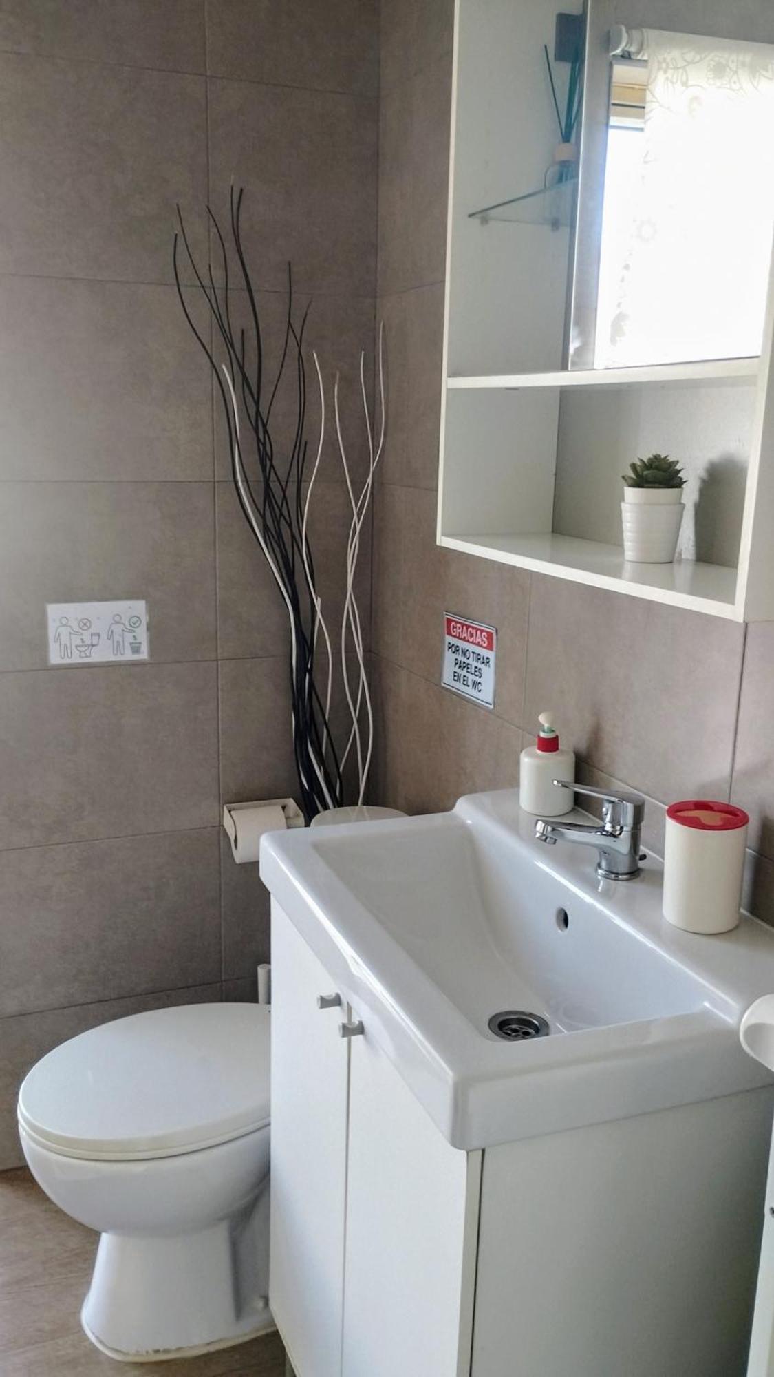 Apartamento 1 Dormitorio Y Salon Con Sofa Cama Bien Comunicado Con El Centro Seville Ngoại thất bức ảnh